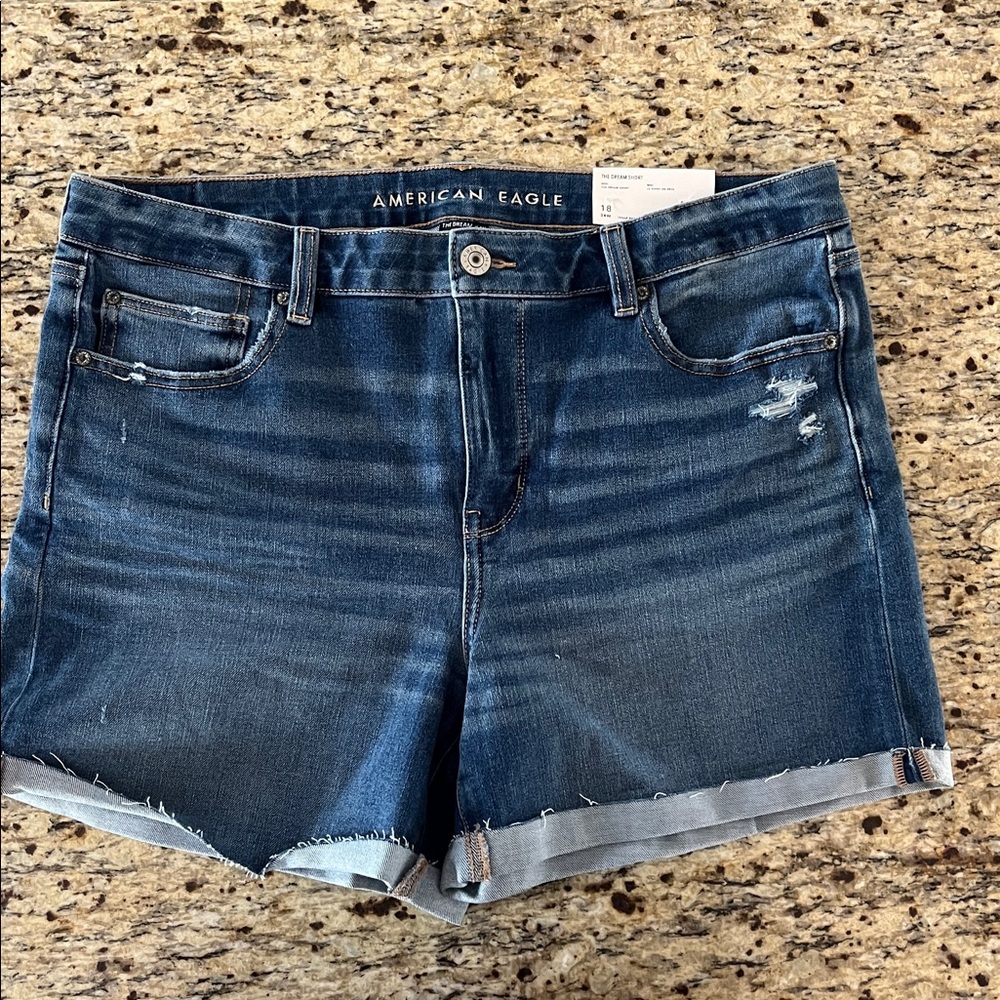 American Eagle Outfitters The Dream Jean Dream Short size 18 / 34W